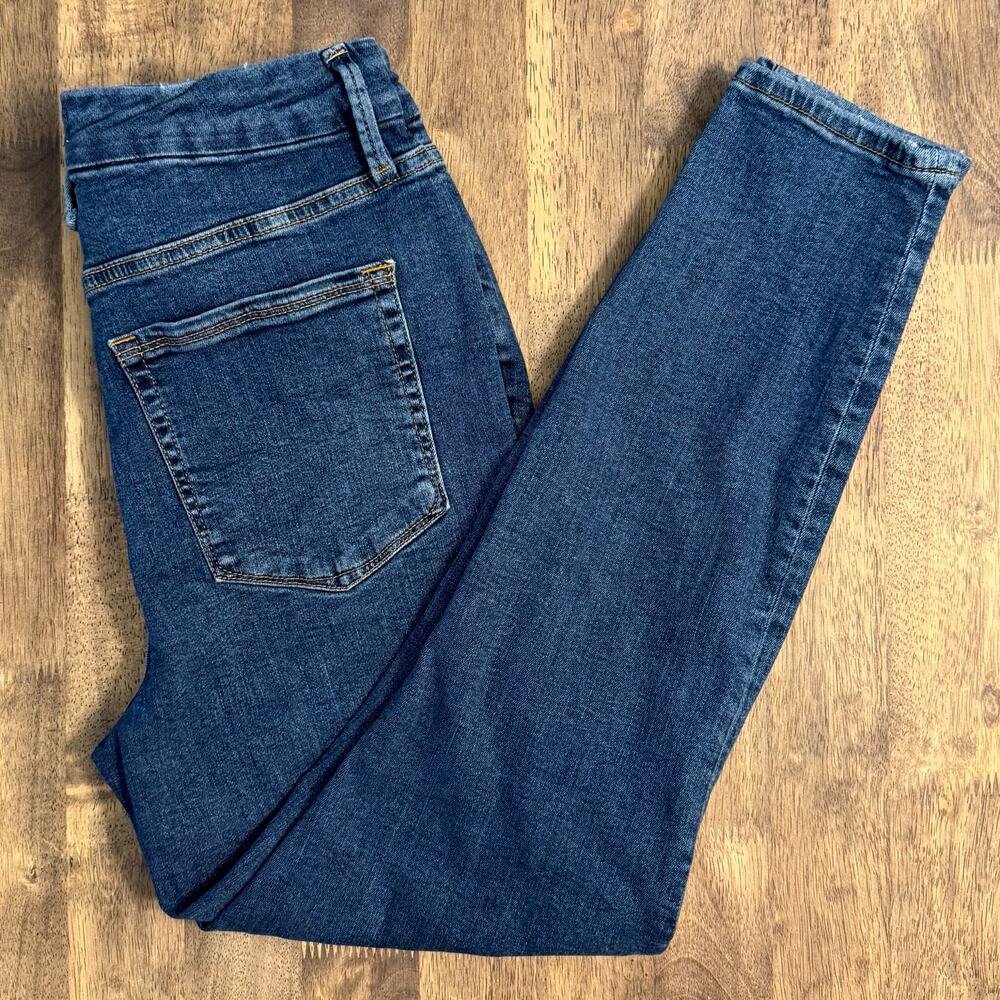 Good American Jeans Good Legs Crop Distressed Skinny Denim Women's Size 12/31 - Picture 8 of 10